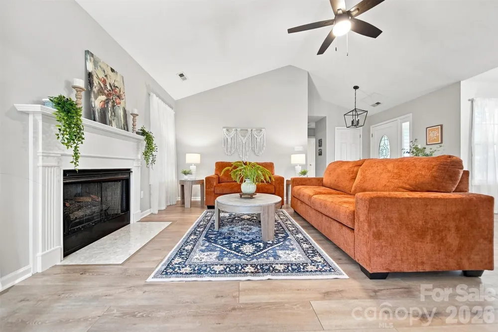 2556 23rd Street Drive NE Hickory, NC 28601