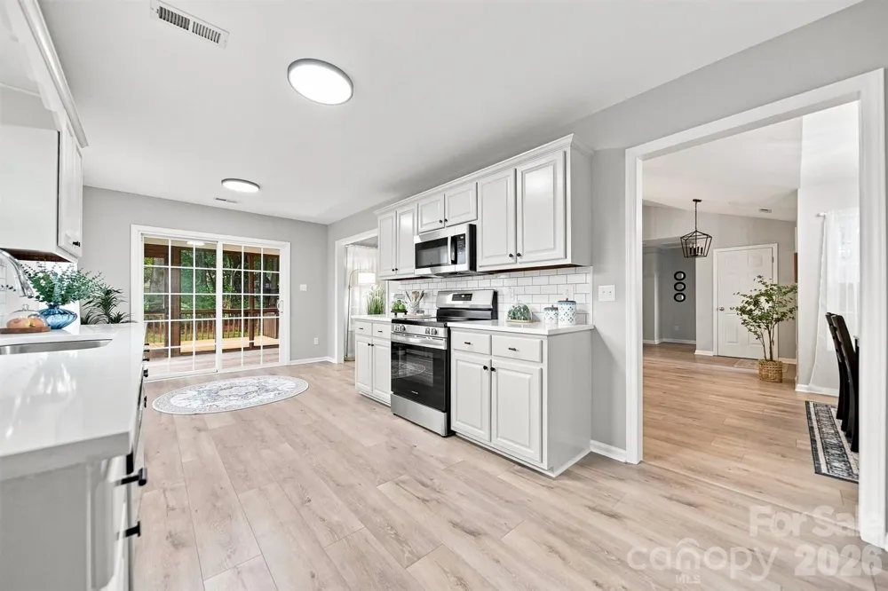2556 23rd Street Drive NE Hickory, NC 28601