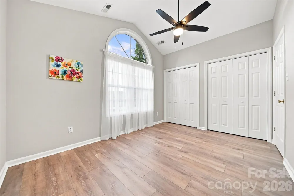2556 23rd Street Drive NE Hickory, NC 28601