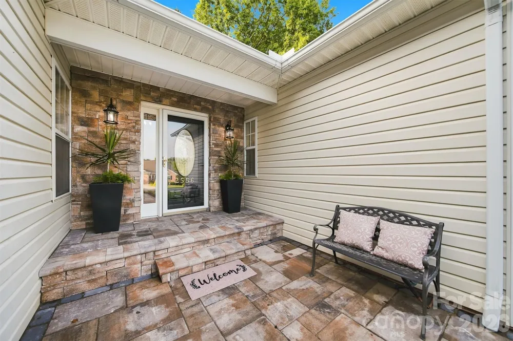 2556 23rd Street Drive NE Hickory, NC 28601