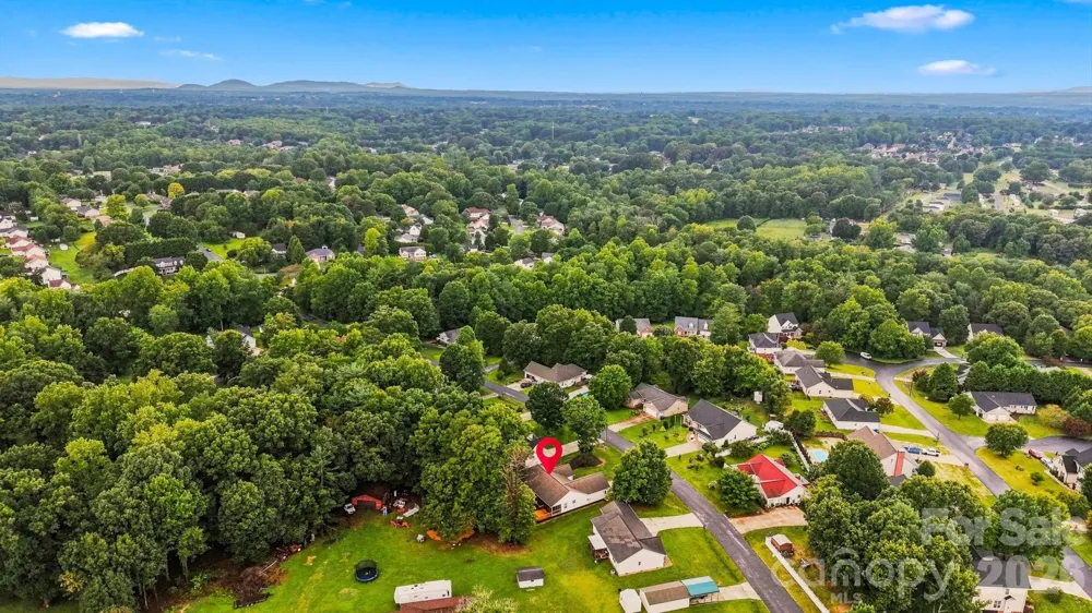 2556 23rd Street Drive NE Hickory, NC 28601