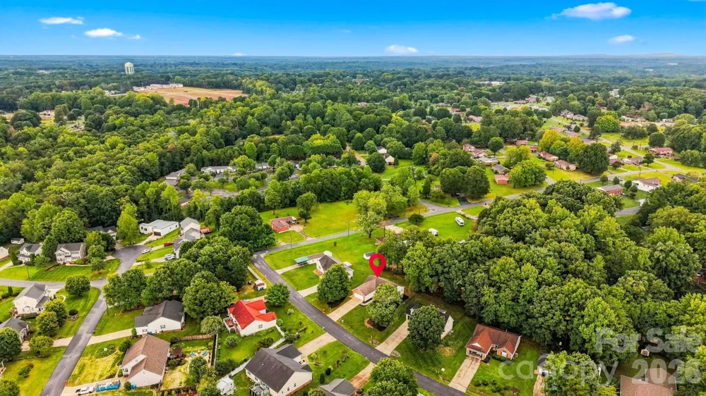 2556 23rd Street Drive NE Hickory, NC 28601