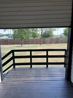 115 W Spruce Corner W Whitewright, TX 75491