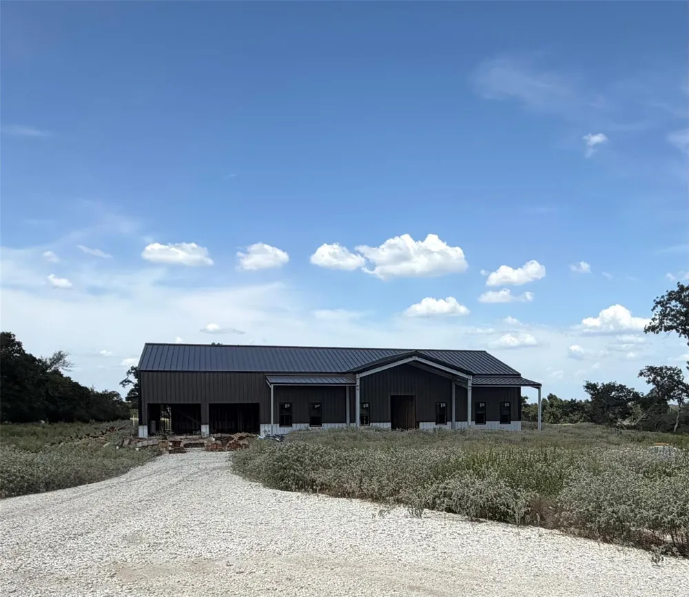 3803 Pr 4100 W Marquez, TX 77865
