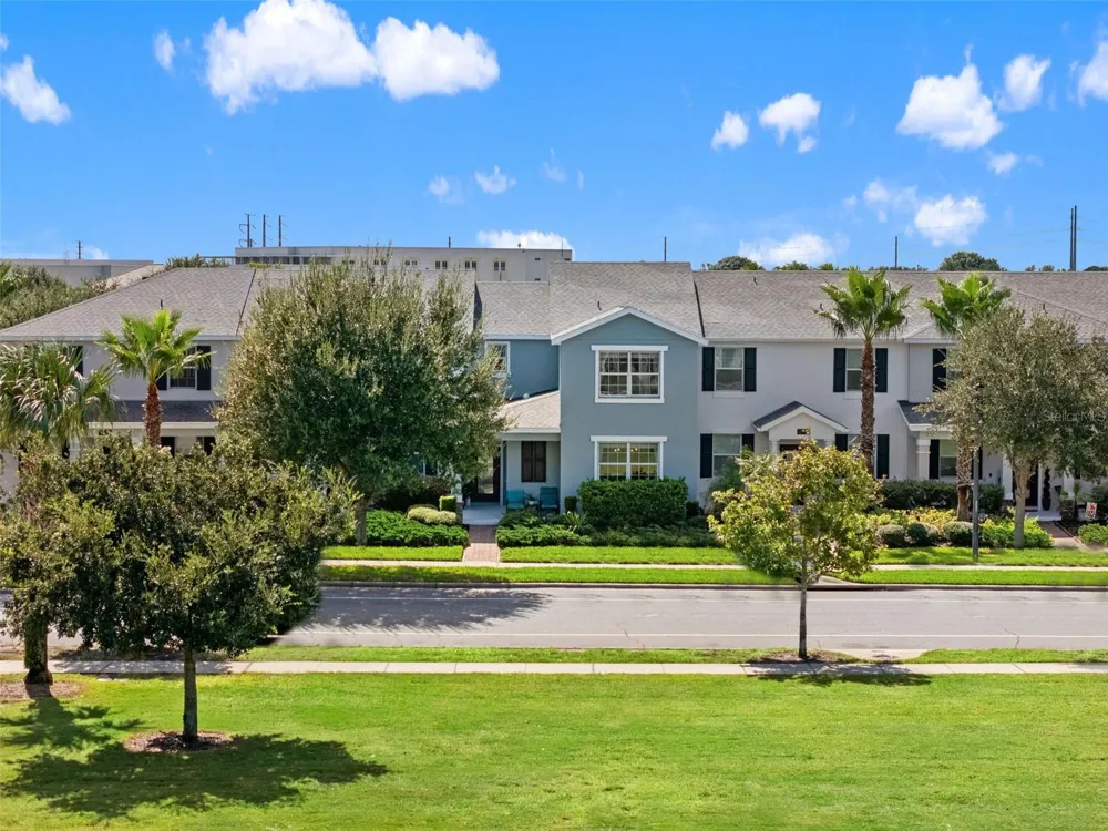 11662 EPIC AVENUE Orlando, FL 32832