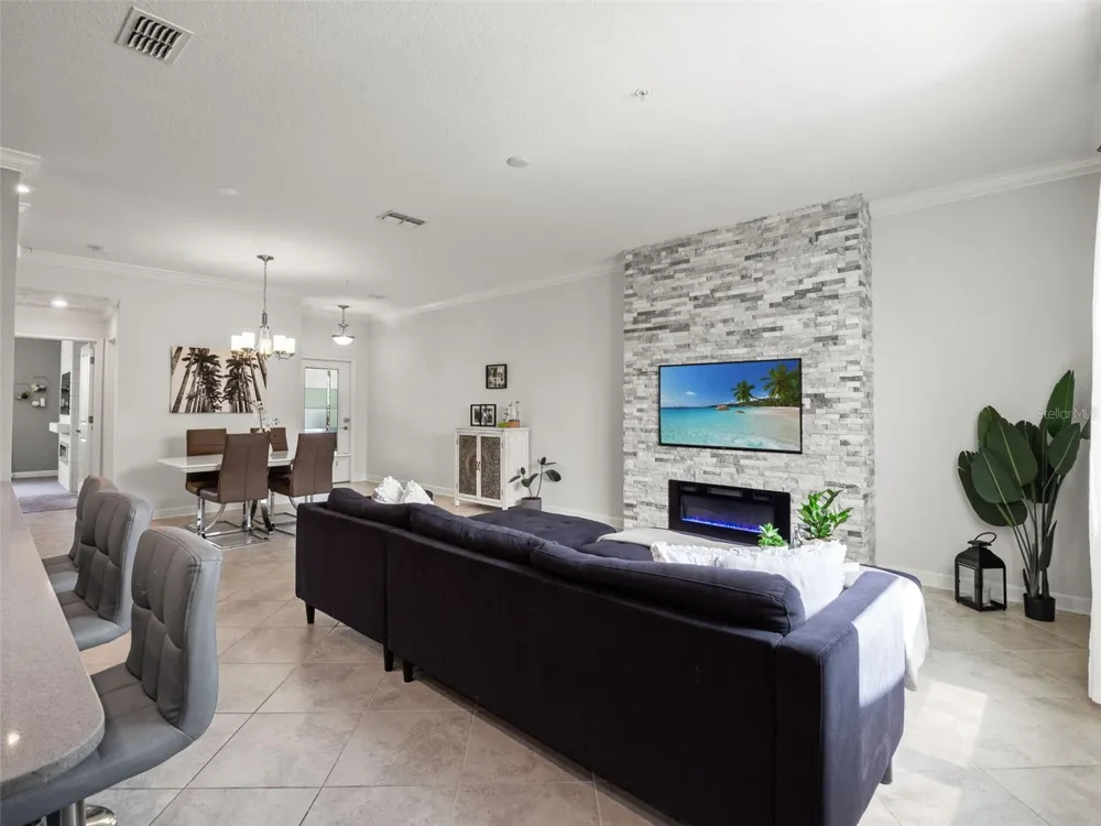 11662 EPIC AVENUE Orlando, FL 32832