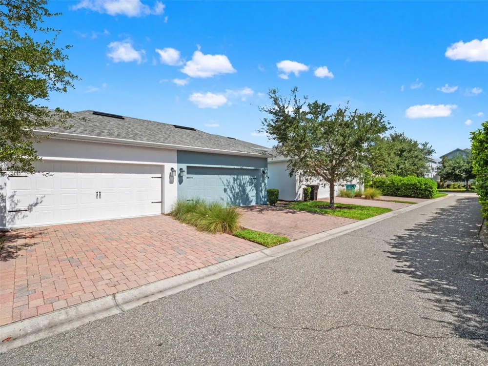 11662 EPIC AVENUE Orlando, FL 32832