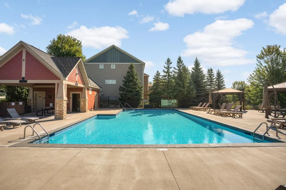 15520 56th Avenue Plymouth, MN 55446