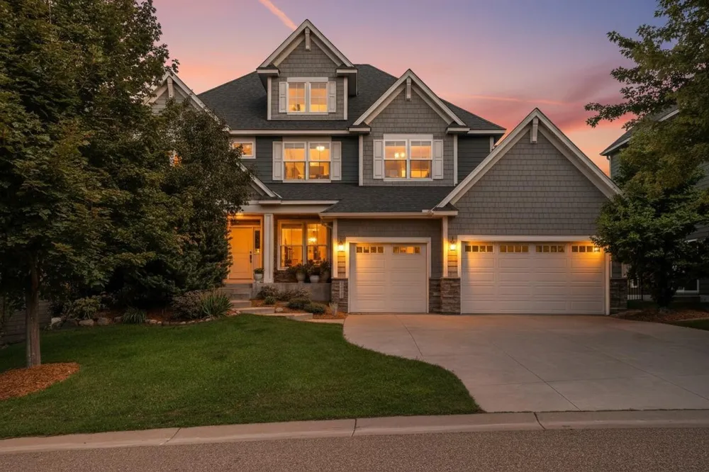 15520 56th Avenue Plymouth, MN 55446