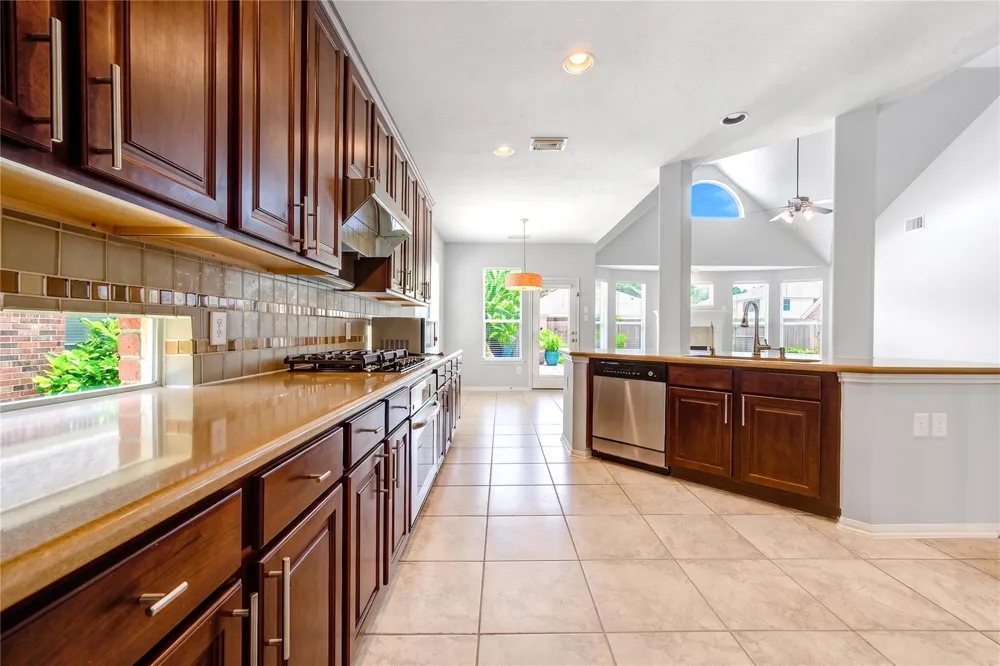 7931 Black Horse Cove Missouri City, TX 77459