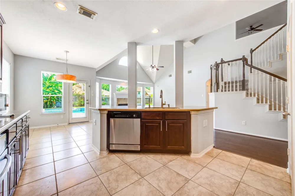 7931 Black Horse Cove Missouri City, TX 77459
