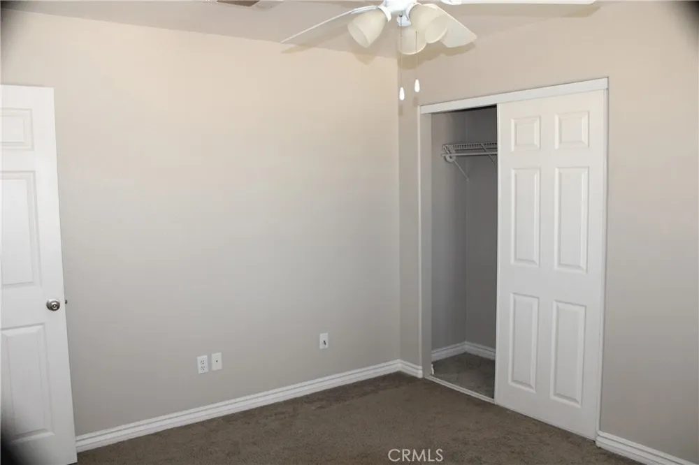 12072 Pacific Phelan, CA 92371