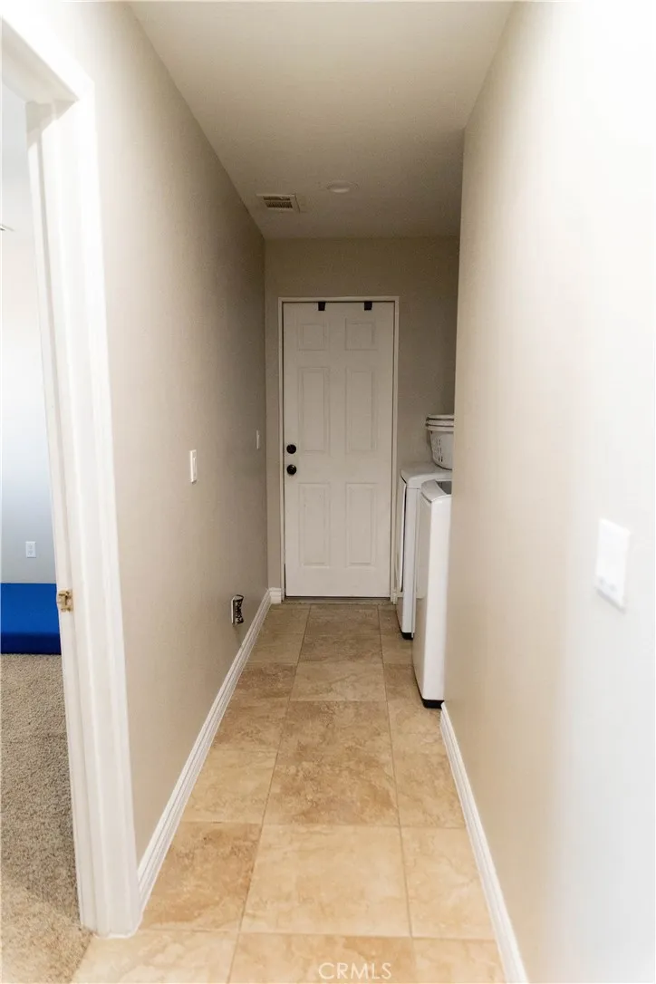 12072 Pacific Phelan, CA 92371