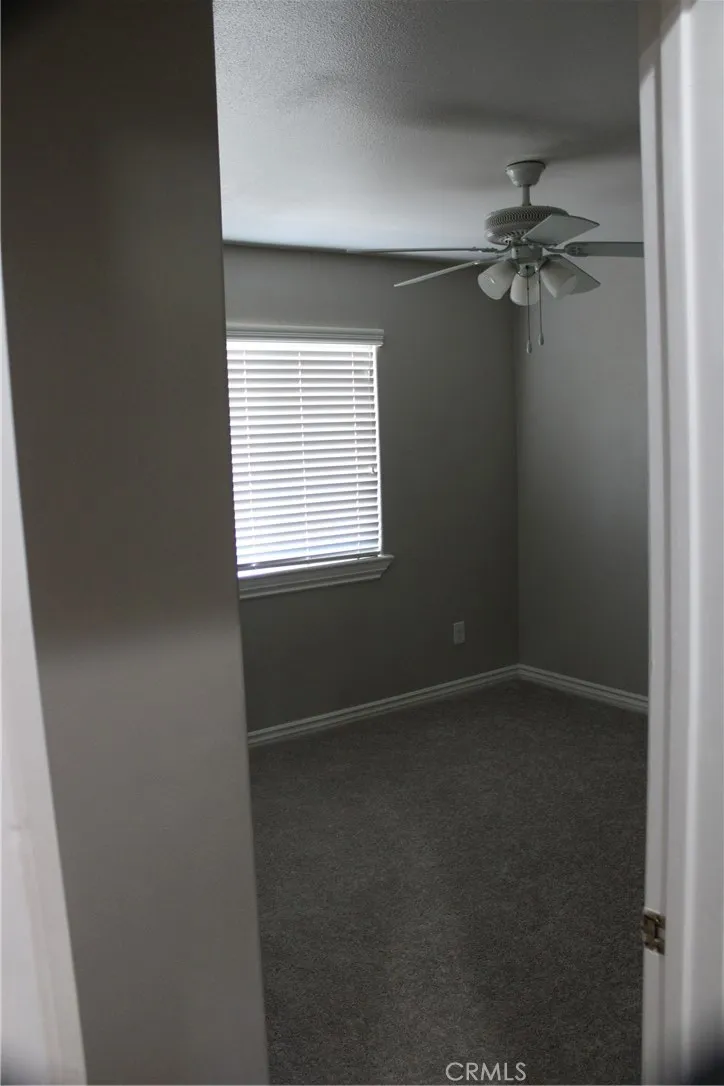 12072 Pacific Phelan, CA 92371