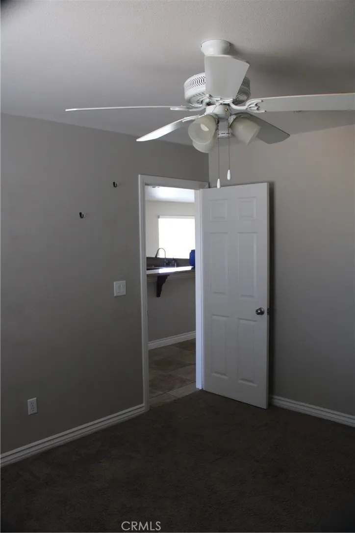 12072 Pacific Phelan, CA 92371