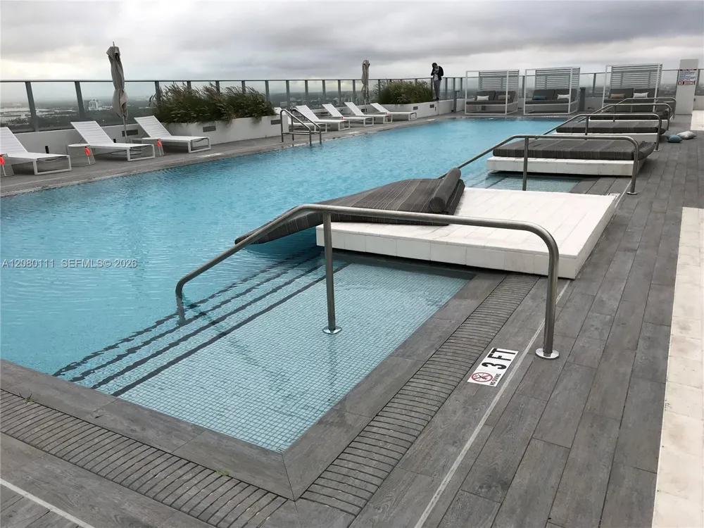 1010 Brickell Ave #4507 Miami, FL 33131
