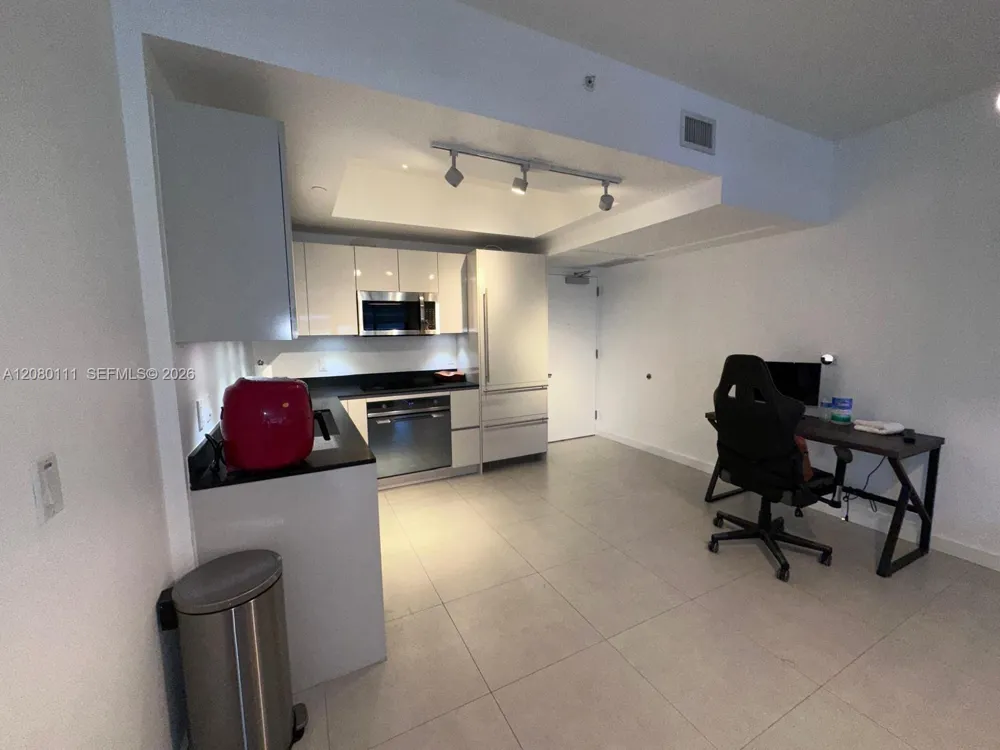 1010 Brickell Ave #4507 Miami, FL 33131