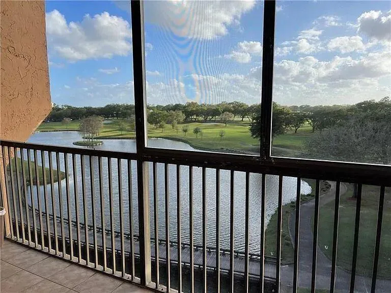 3001 W Rolling Hills #608 Davie, FL 33328