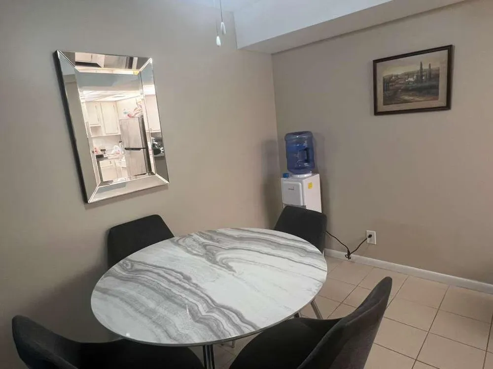 3001 W Rolling Hills #608 Davie, FL 33328