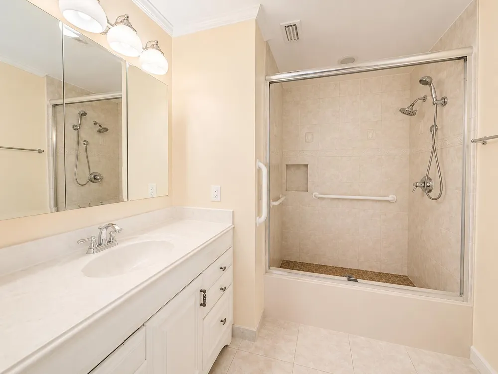 400 SEQUOIA LANE Boca Raton, FL 33487