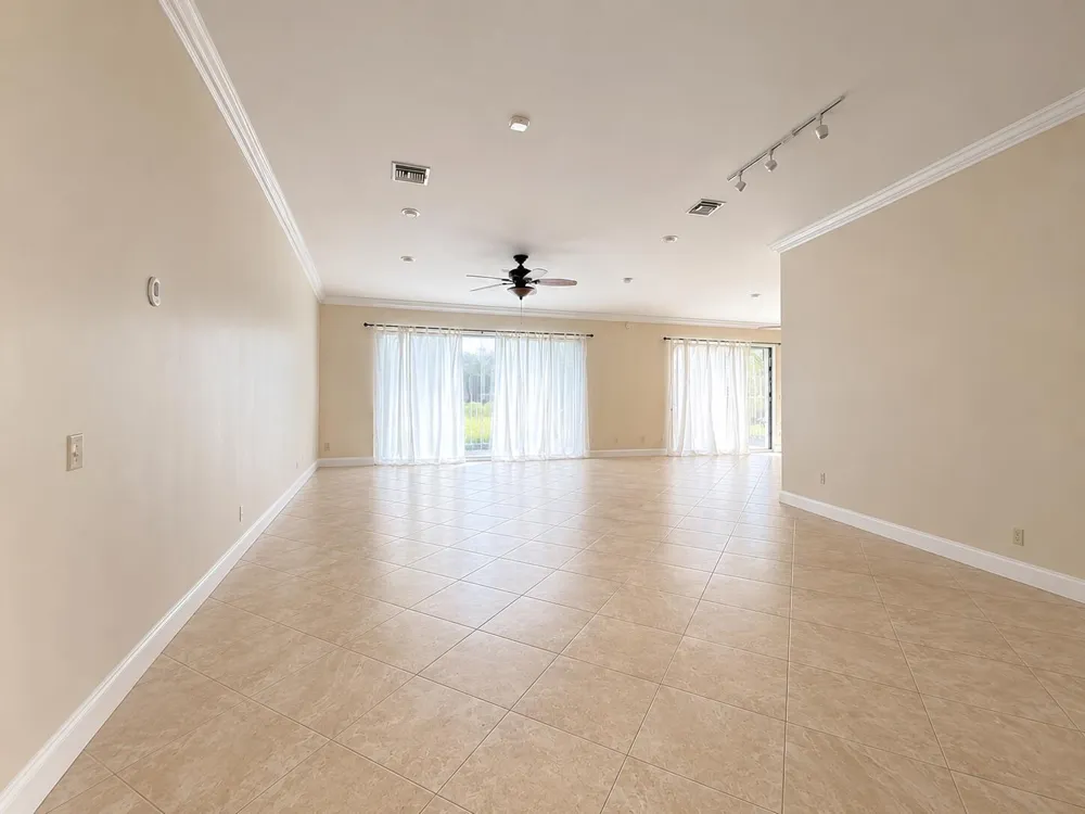 400 SEQUOIA LANE Boca Raton, FL 33487