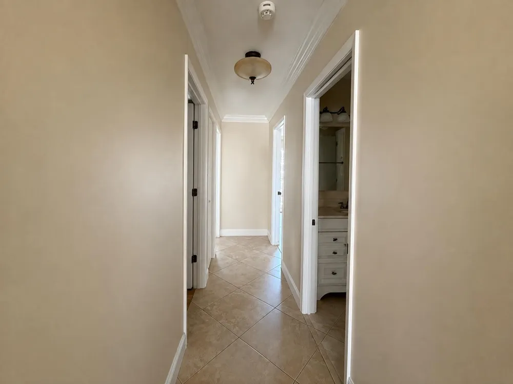 400 SEQUOIA LANE Boca Raton, FL 33487