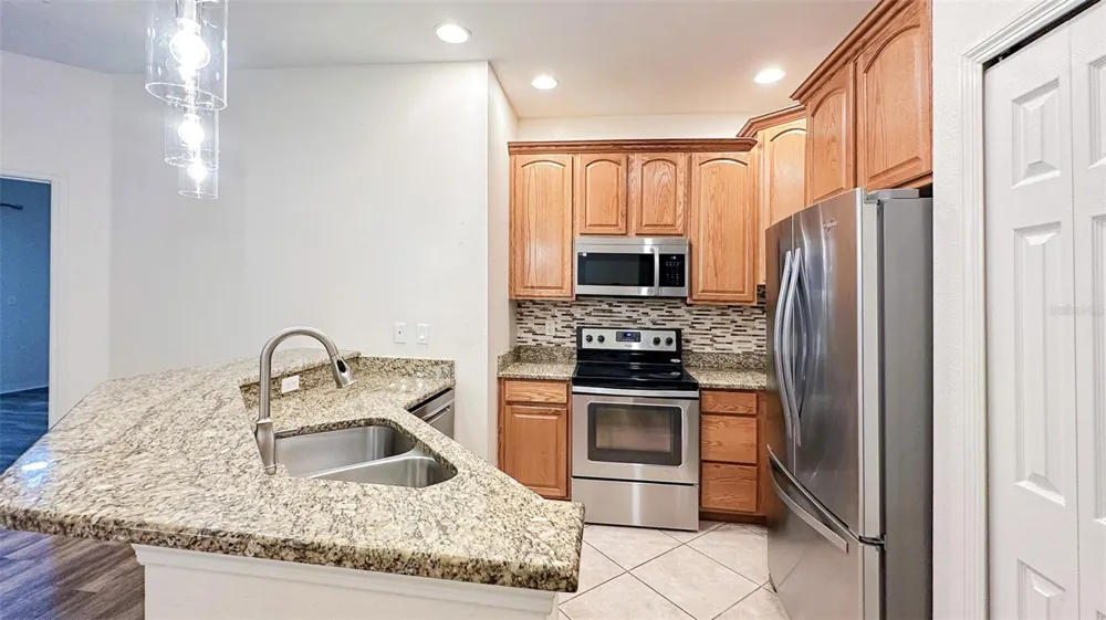 4218 VIA PIEDRA CIRCLE #4-201 Sarasota, FL 34233