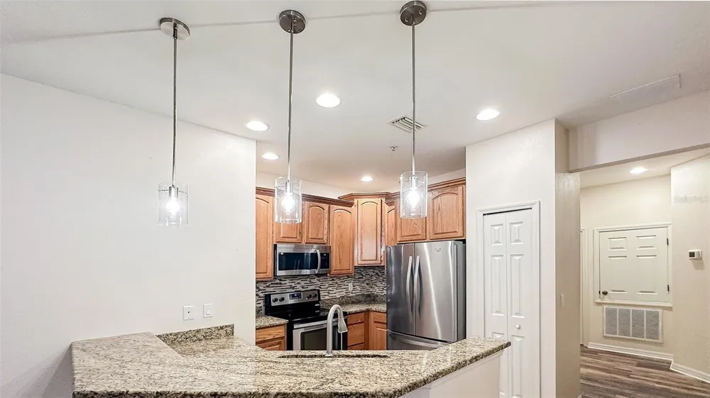 4218 VIA PIEDRA CIRCLE #4-201 Sarasota, FL 34233