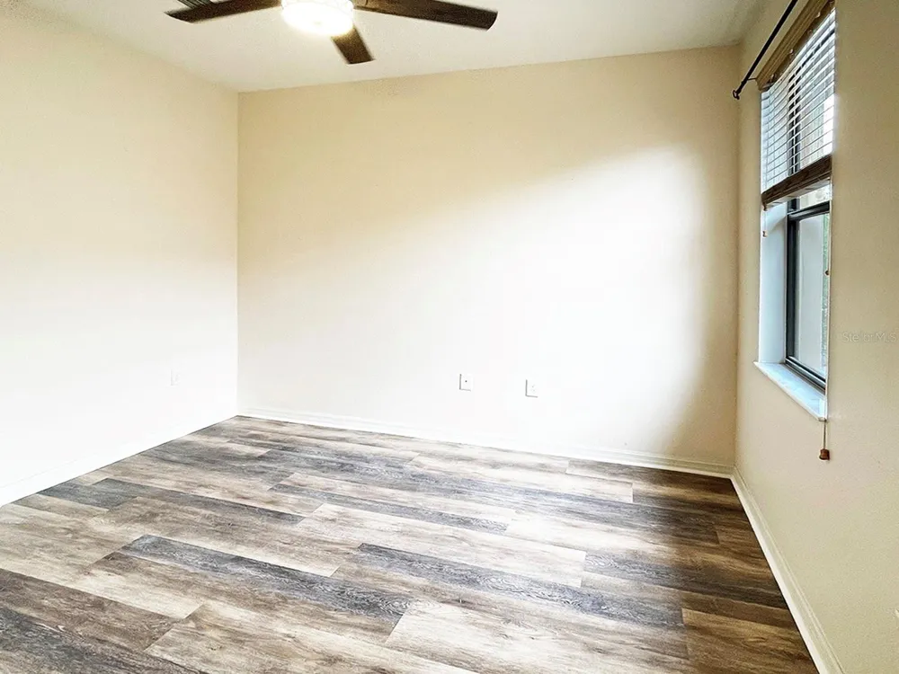 4218 VIA PIEDRA CIRCLE #4-201 Sarasota, FL 34233