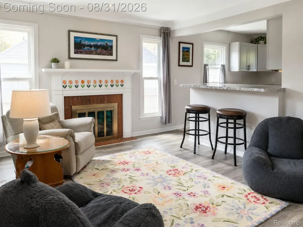 279 W 21st Street Holland City, MI 49423