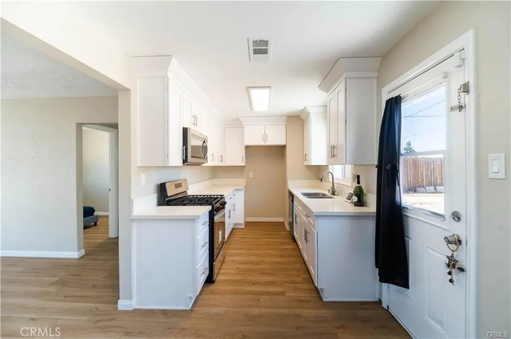 1912 Sunset St Barstow, CA 92311