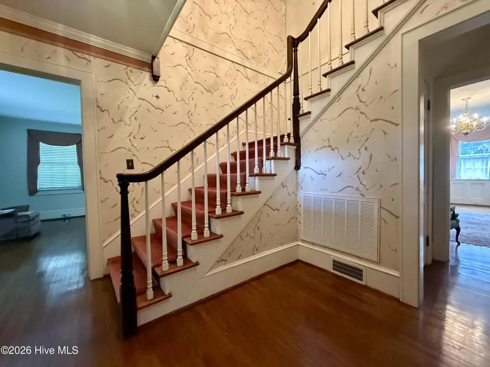 208 Crescent Drive Windsor, NC 27983