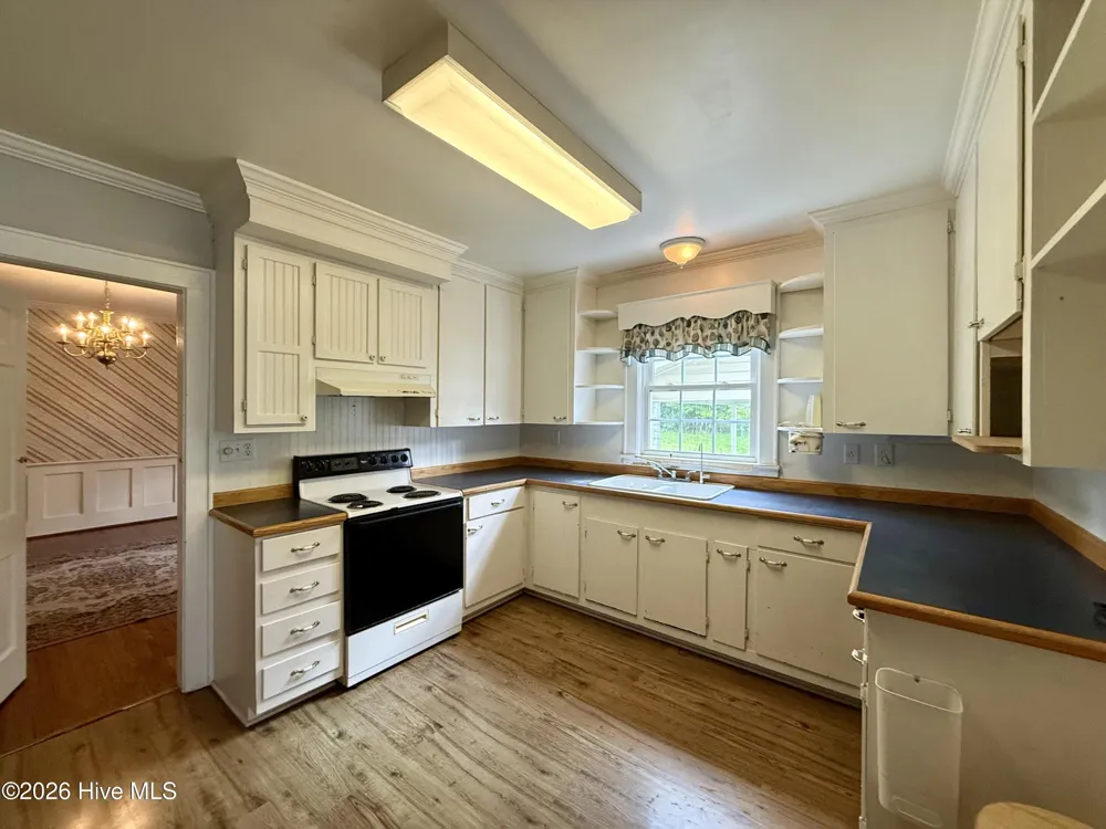 208 Crescent Drive Windsor, NC 27983