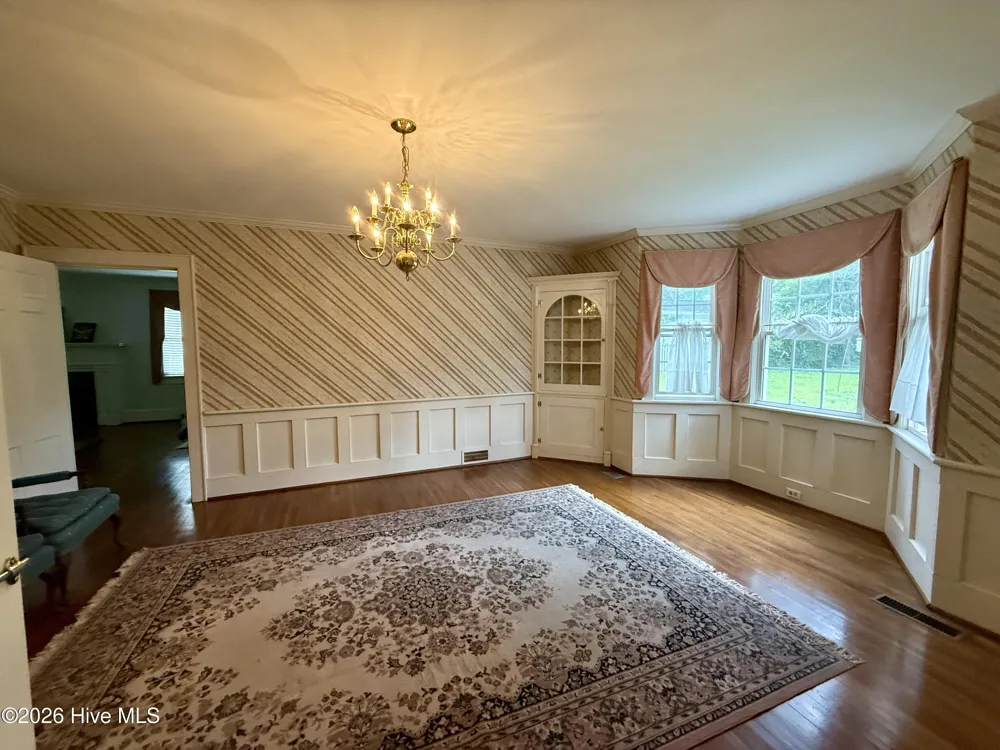 208 Crescent Drive Windsor, NC 27983