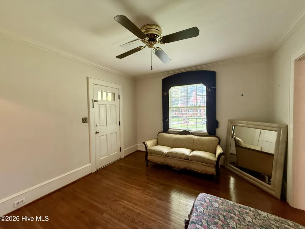 208 Crescent Drive Windsor, NC 27983