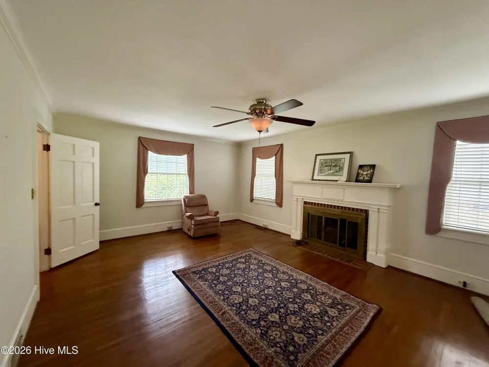 208 Crescent Drive Windsor, NC 27983