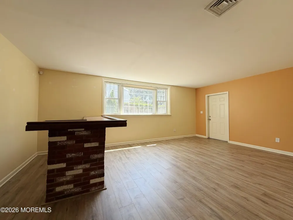 35 Ruth Place Eatontown, NJ 07724