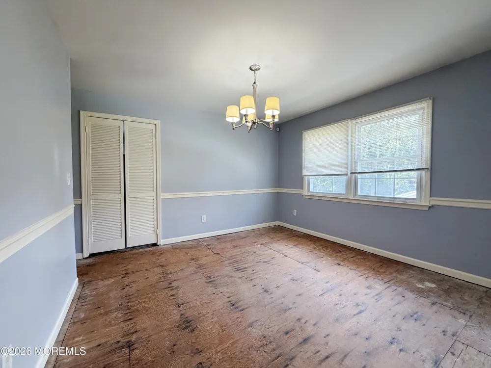 35 Ruth Place Eatontown, NJ 07724