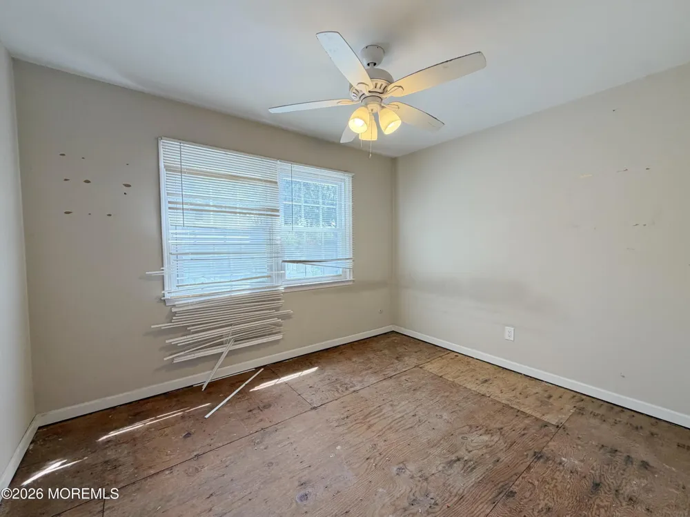 35 Ruth Place Eatontown, NJ 07724