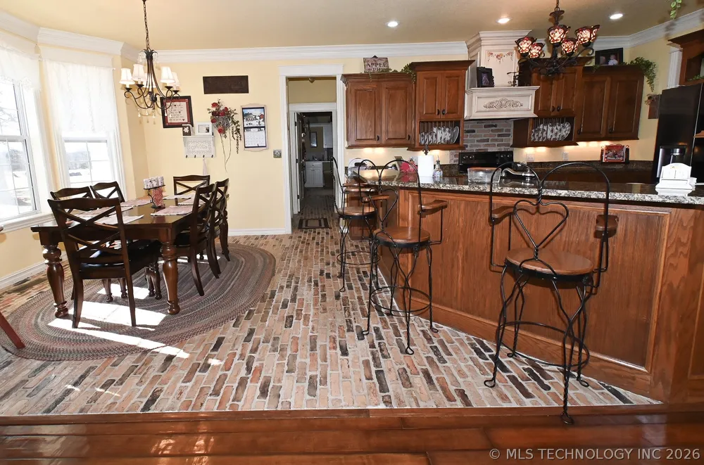 450778 E 1000 ROAD Gore, OK 74435