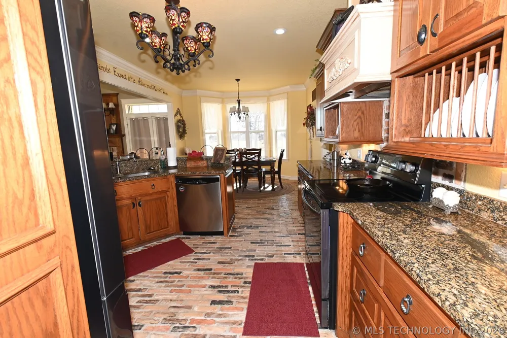450778 E 1000 ROAD Gore, OK 74435