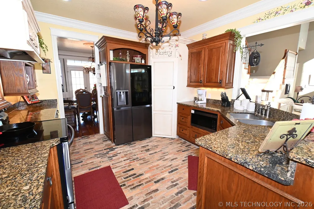 450778 E 1000 ROAD Gore, OK 74435