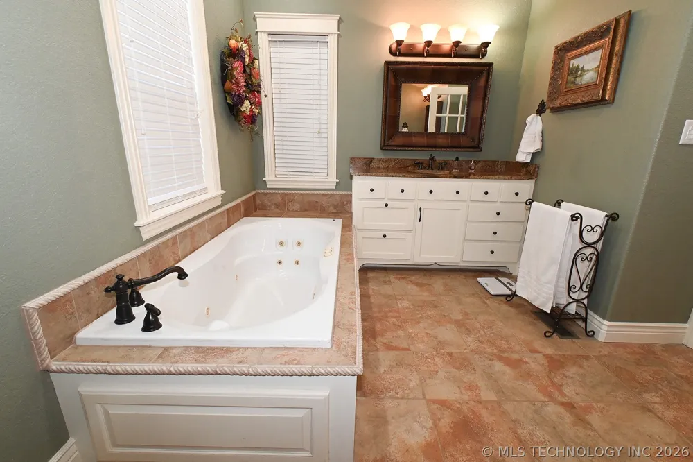 450778 E 1000 ROAD Gore, OK 74435
