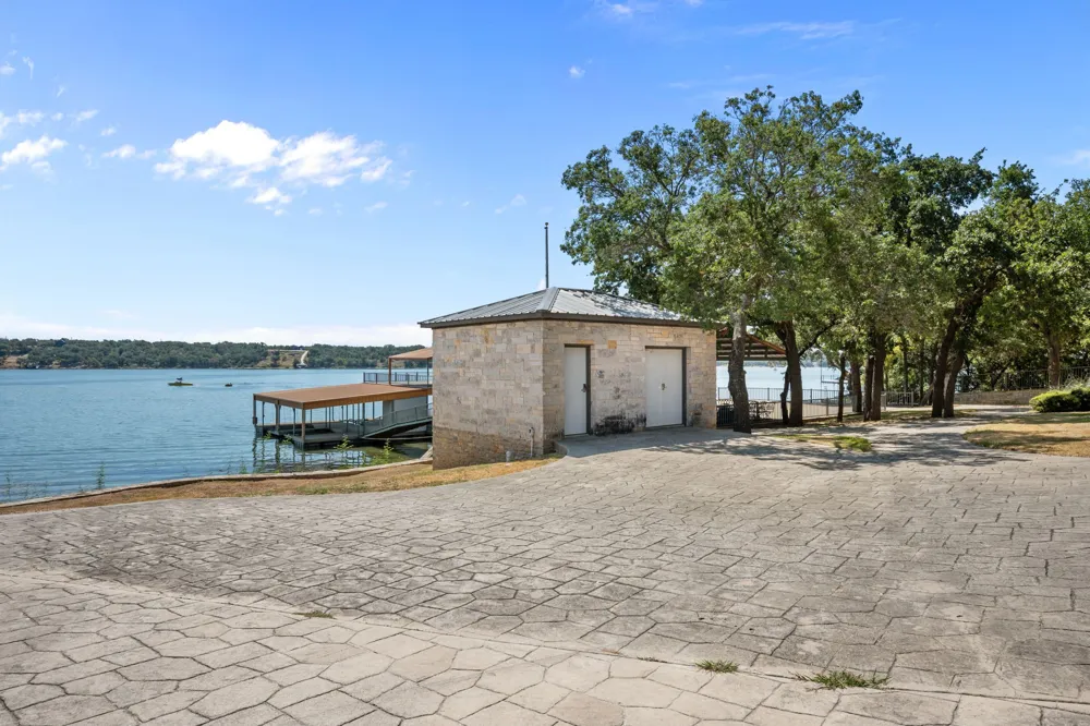 11410 County Road 454 Brownwood, TX 76801