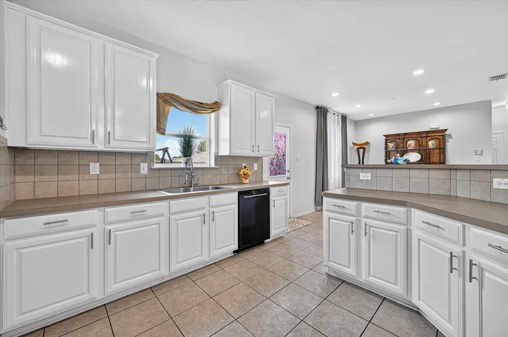 5332 Comanche Wells Drive McKinney, TX 75071