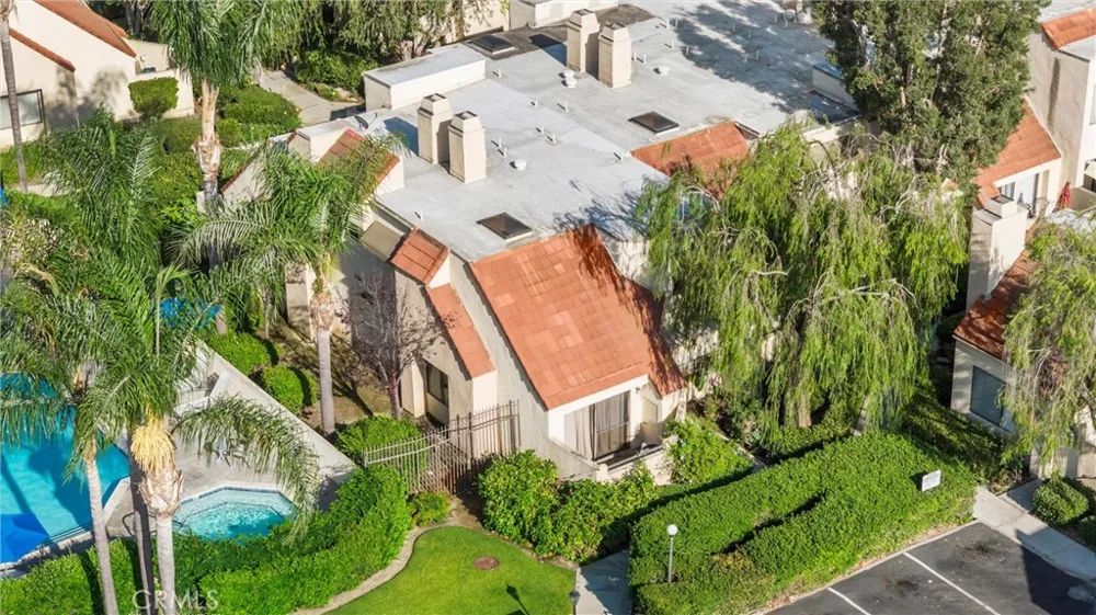 121 Grenada Laguna Niguel, CA 92677
