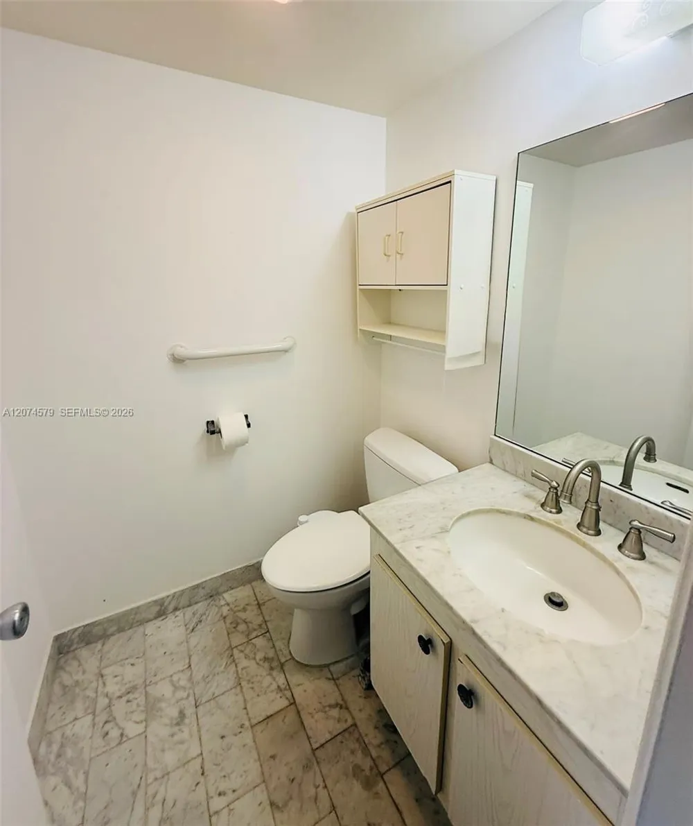 2401 S Ocean Dr #602 Hollywood, FL 33019
