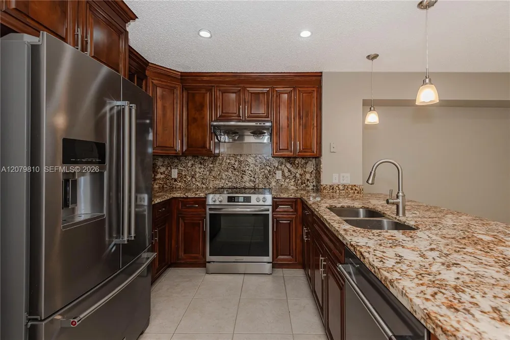 1397 Harbour Side Dr #1397 Weston, FL 33326