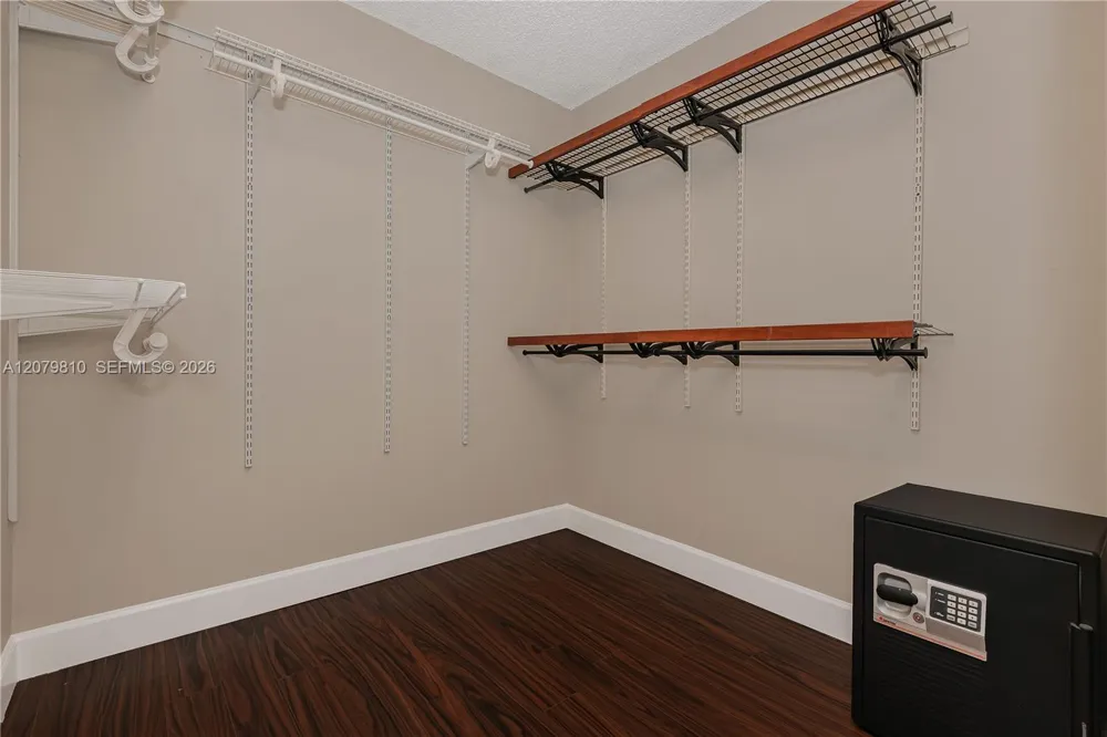 1397 Harbour Side Dr #1397 Weston, FL 33326