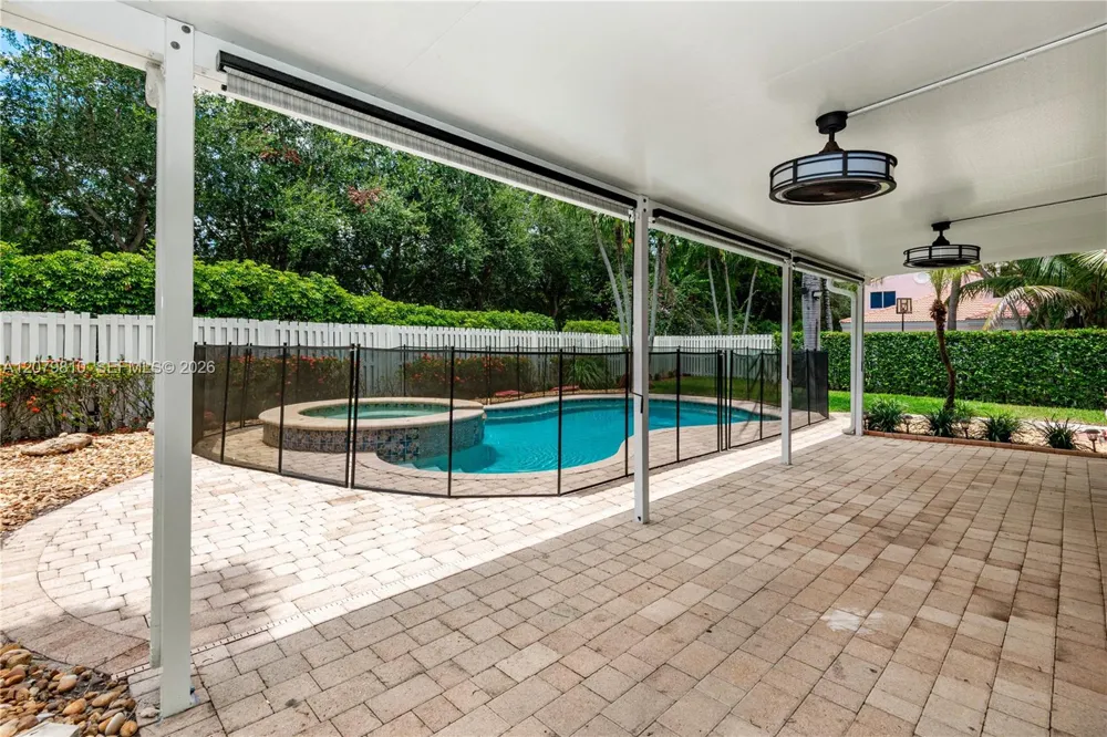 1397 Harbour Side Dr #1397 Weston, FL 33326